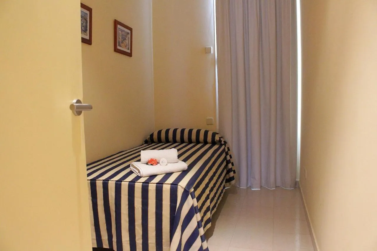 Apartaments Tamariu 0*,
